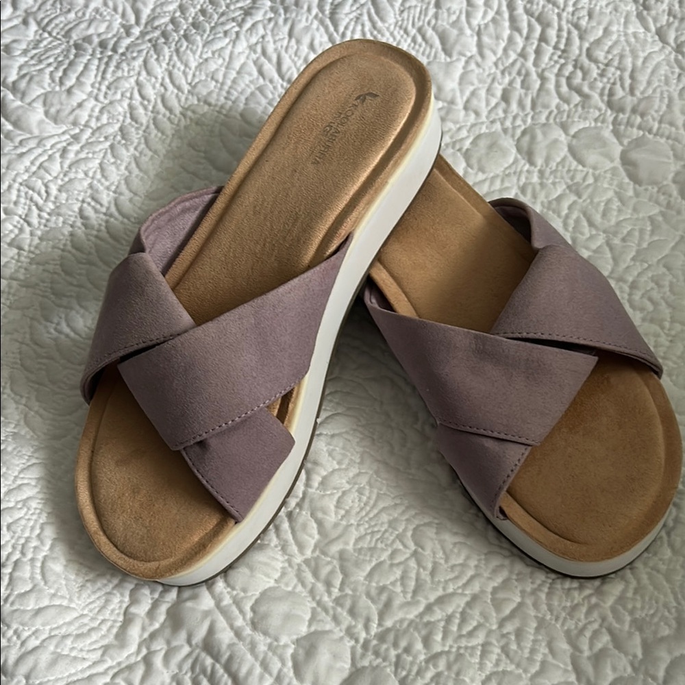 NWOT Koolaburra Purple Sandals Cross-Strap Comfort